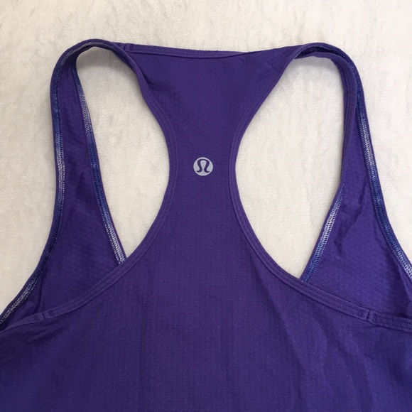 SOLD Women's Lululemon cool Racerback tank top - Picture 4 of 4